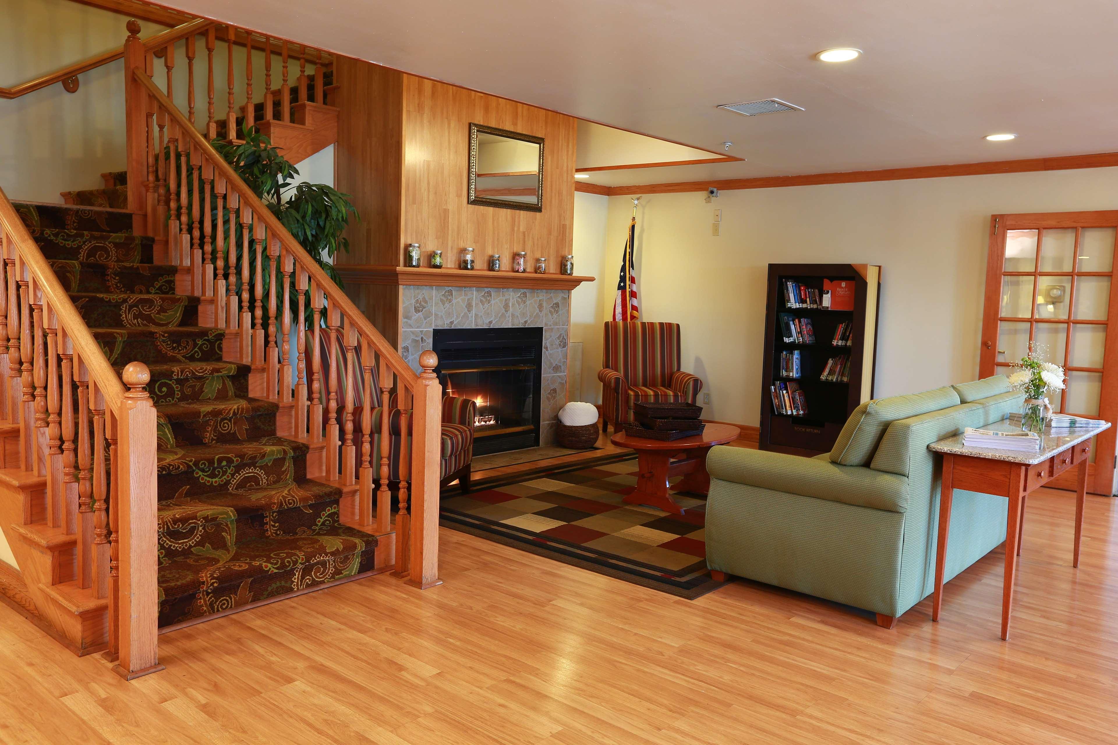 Country Inn & Suites By Radisson, Grand Rapids Airport, Mi Bagian luar foto