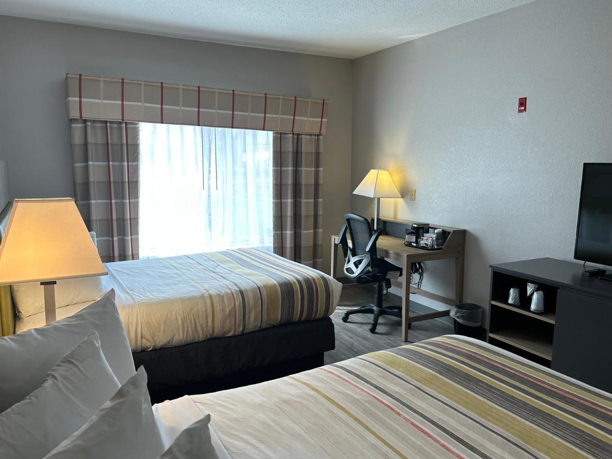 Country Inn & Suites By Radisson, Grand Rapids Airport, Mi Bagian luar foto