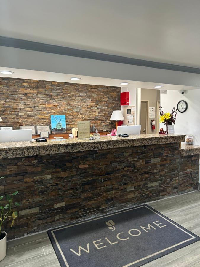 Country Inn & Suites By Radisson, Grand Rapids Airport, Mi Bagian luar foto