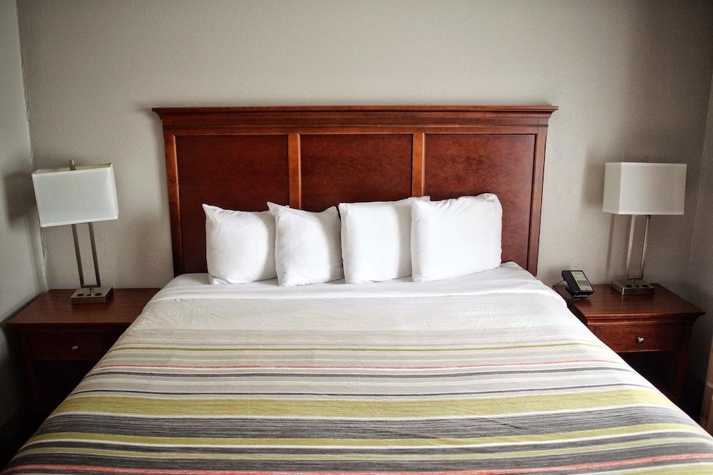 Country Inn & Suites By Radisson, Grand Rapids Airport, Mi Bagian luar foto